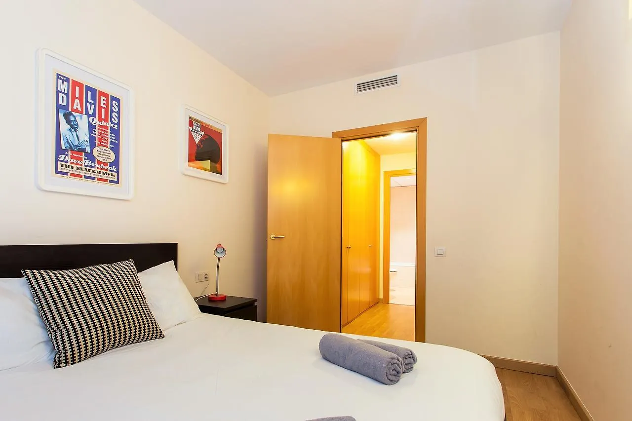 Tanger Jazz Pool And Beach Appartamento Barcellona